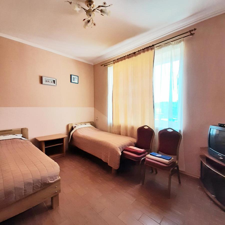 Motel Seven Stars Sumy Esterno foto